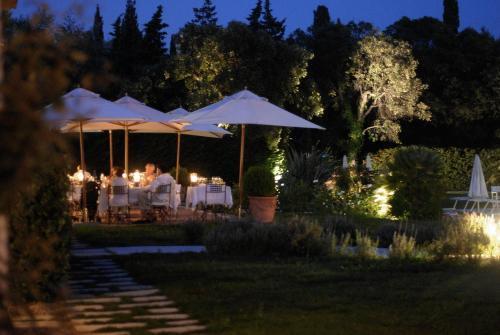 Hotel Villa Les Rosiers 格里莫 外观 照片